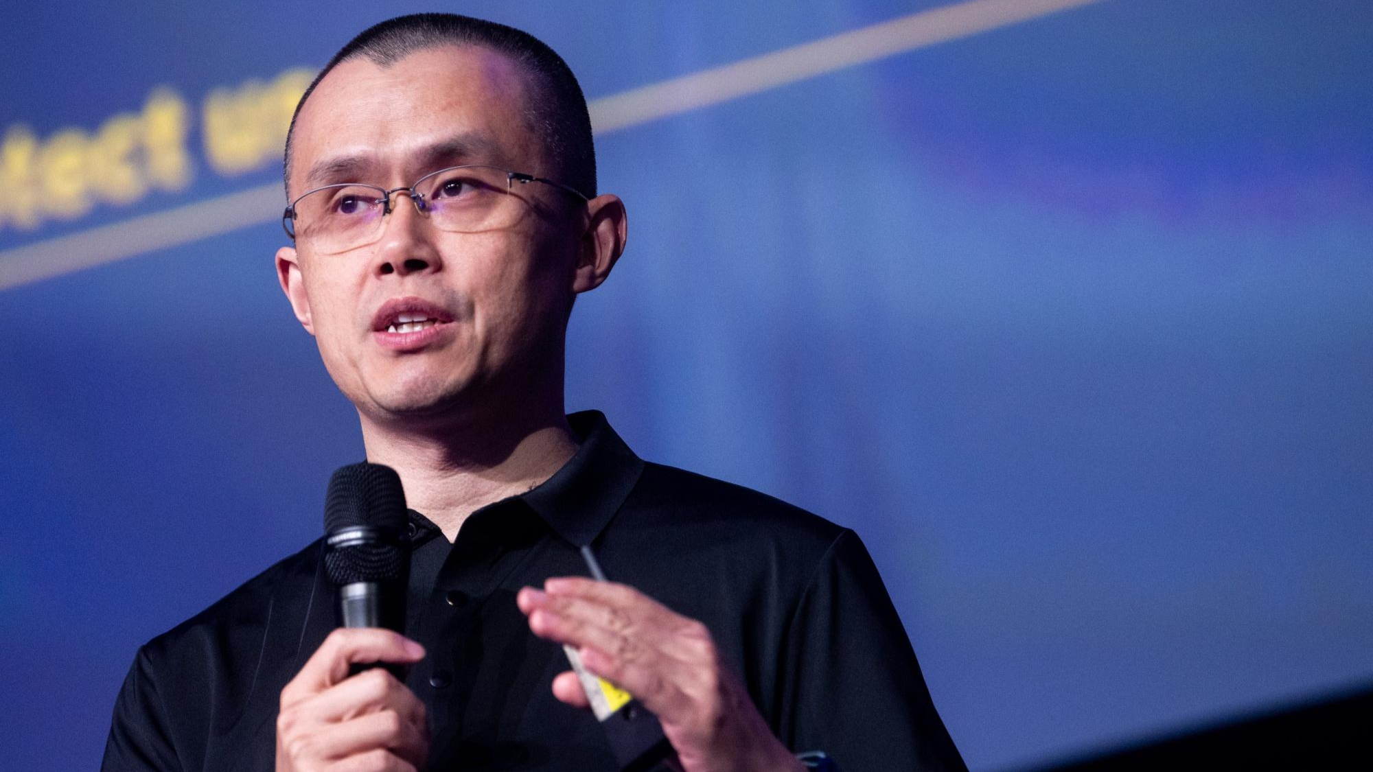 'Mùa đông crypto' tràn đến Binance: 'Bành trướng' sau cú sốc FTX, chật vật trước làn sóng rút tiền