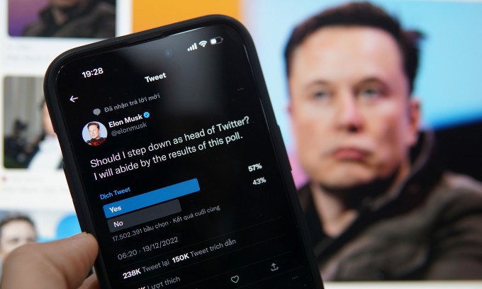 Người dùng muốn Elon Musk từ chức CEO Twitter