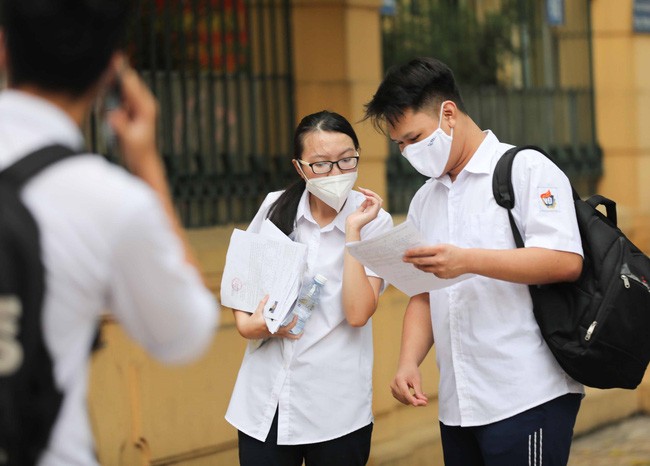 Nhiều địa phương hoàn thành chấm thi, công bố điểm thi tốt nghiệp THPT 2022 vào 24/7