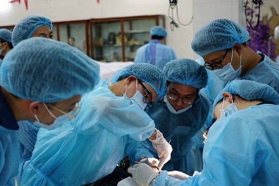 Chết oan vì... làm đẹp