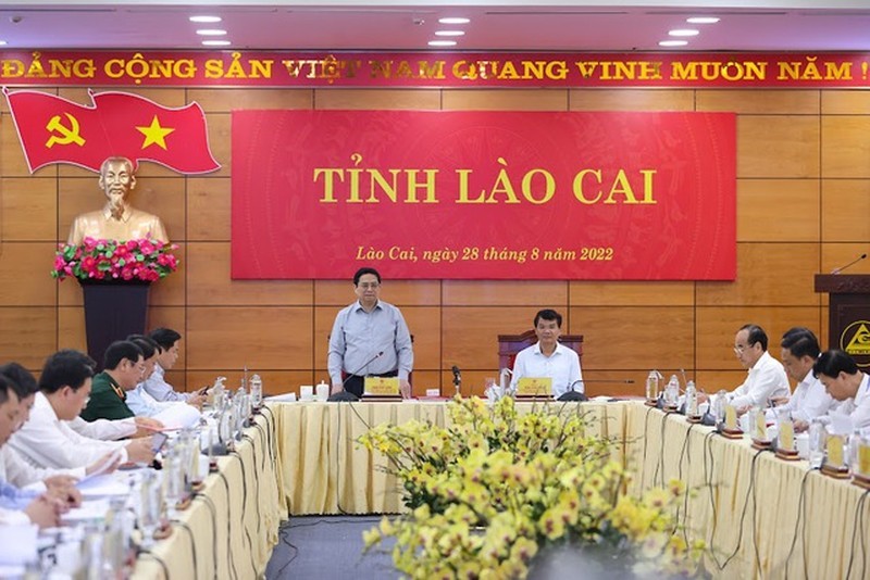 Thủ tướng Phạm Minh Chính chỉ đạo việc xây dựng sân bay Sa Pa