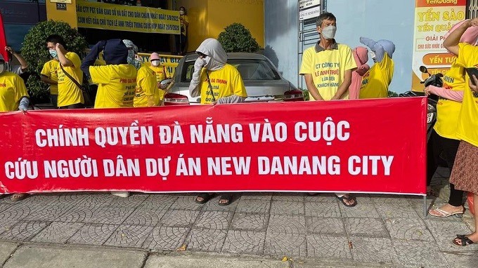 Tiếp tục thất hứa, Công ty Phú Gia Thịnh bị khách hàng "vây" đòi sổ đỏ