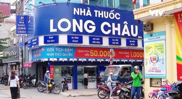 Một nhà thuốc Long Châu tại Hà Nội bị xử phạt do bán thuốc kê đơn khi không có đơn thuốc