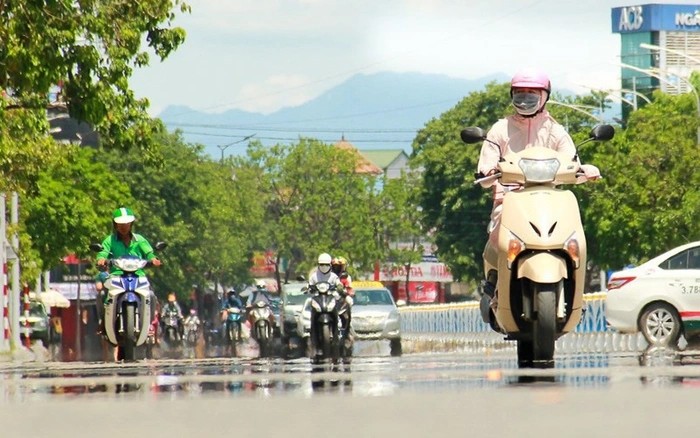 Thời tiết hôm nay 18/6: Nắng nóng gay gắt kéo dài ở miền Bắc trong vài ngày tới