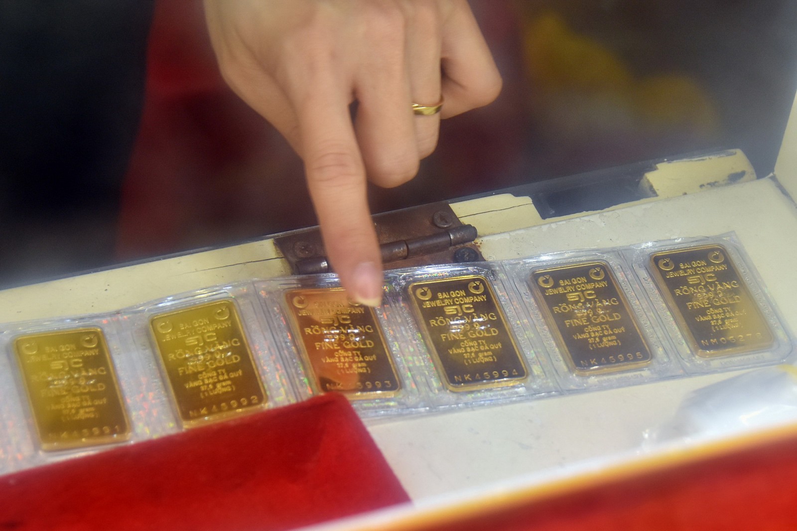Giá vàng hôm nay 24/6, Bảng giá vàng 9999 Giá vàng SJC PNJ 18K 24K