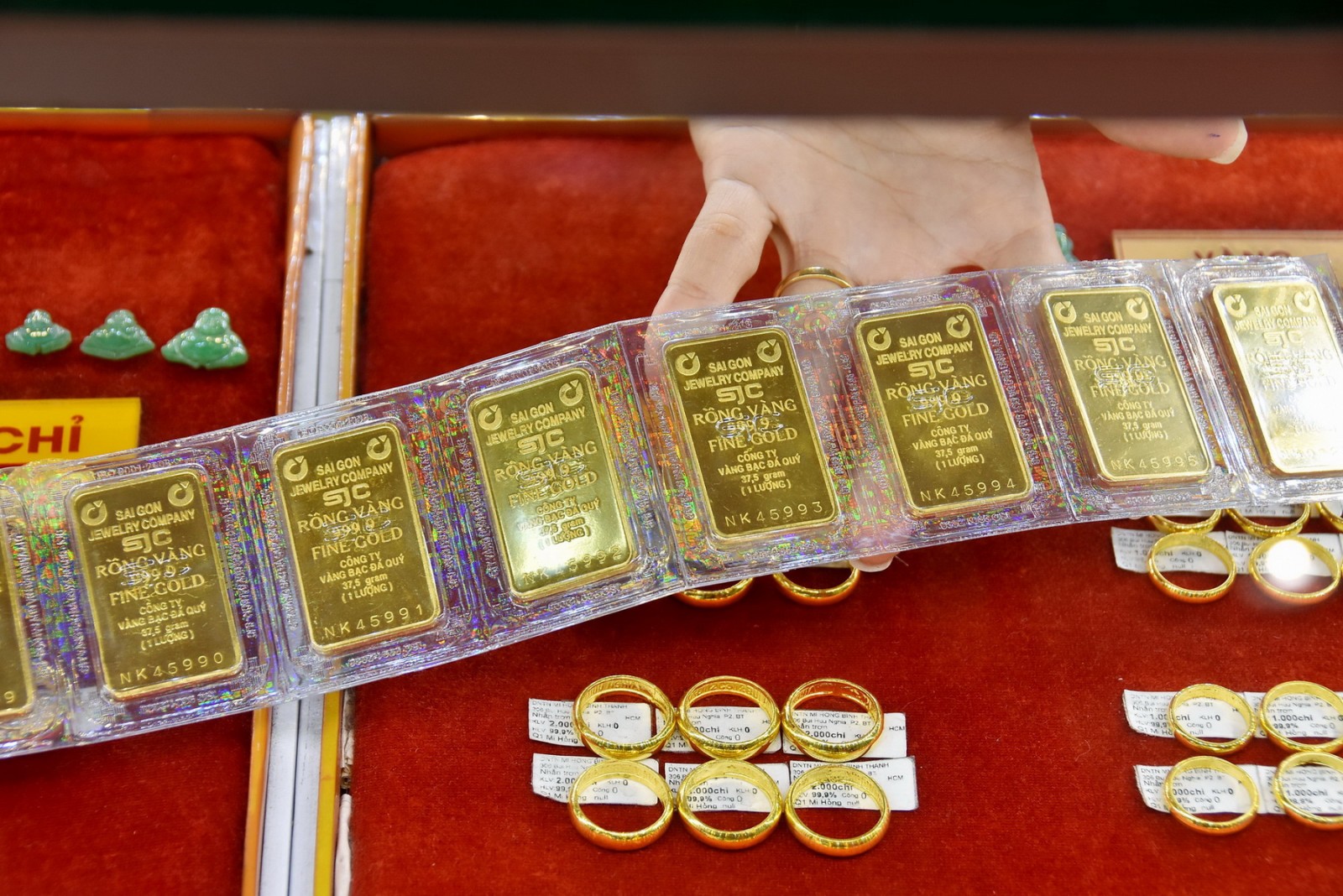 Giá vàng hôm nay 25/6, Bảng giá vàng 9999 Giá vàng SJC PNJ 18K 24K