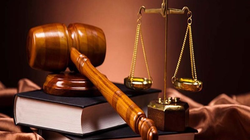 Bị phạt vì không công bố thông tin và không bổ nhiệm người phụ trách quản trị