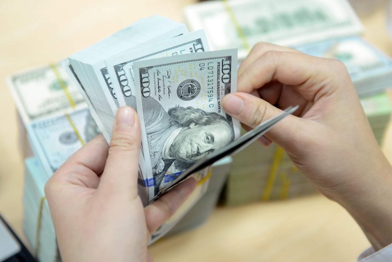 Tỷ giá USD hôm nay 25/6: Cập nhật tỷ giá USD trong nước và quốc tế