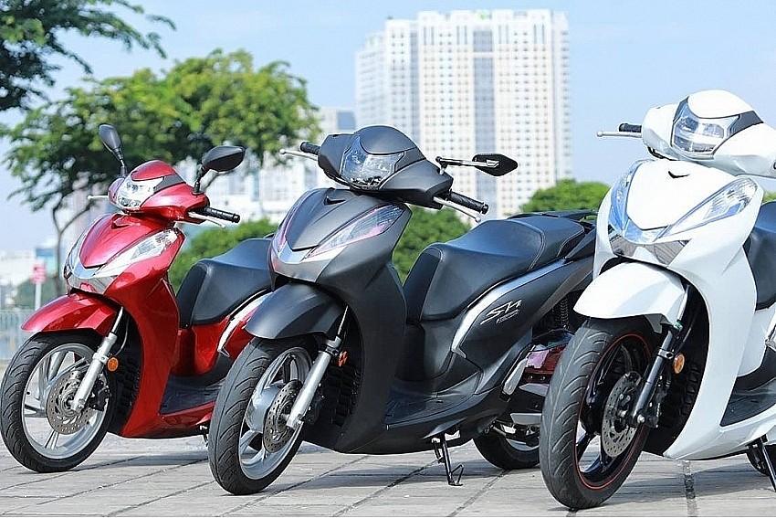 Xe máy Honda tăng giá "vô tội vạ", người dân kêu gọi "tẩy chay"