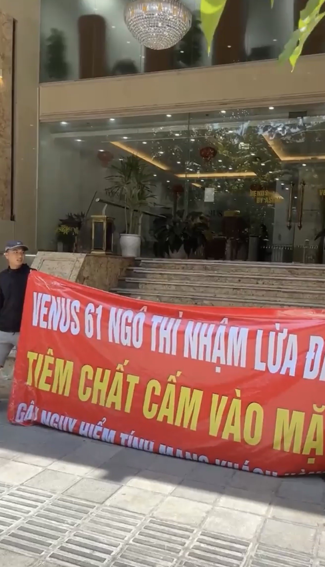 Thẩm mỹ viện Venus By Asean bị tố “tự ý tiêm chất lạ” gây nguy hiểm cho khách hàng!