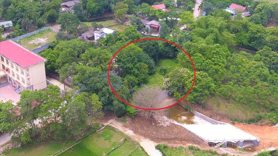 Hòa Bình: Thu hồi sổ đỏ vụ 1.000m2 đất công ích bị "phù phép" thành đất tư