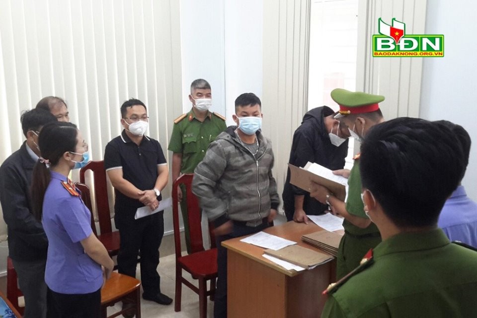 Nhiều đảng viên bị "gọi tên" vì sai phạm về đất đai