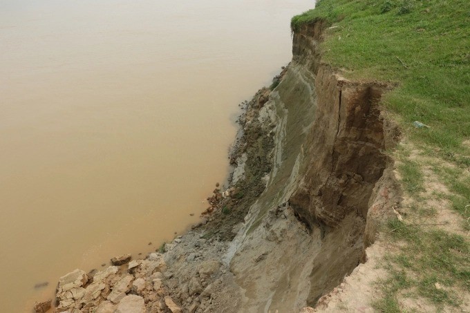 Loạt sai phạm tại dự án đê kè hàng trăm tỉ ở Phú Thọ