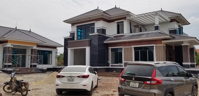 Hơn trăm biệt thự, nhà nghỉ xây trái phép trên đất nông trường
