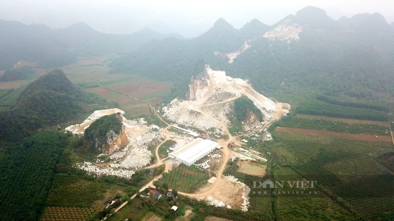 Hệ lụy từ những công trường khai thác đá "khủng" nhất bắc miền Trung: Trách nhiệm với tài sản của quốc gia