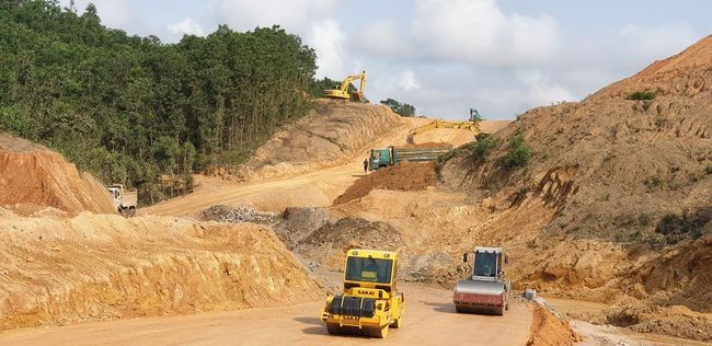 TT-Huế: Nhà thầu thi công cao tốc gây thiệt hại cho dân rồi né trách nhiệm