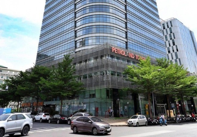Phó tổng giám đốc Victory Capital Nguyễn Phú Hùng xin từ nhiệm