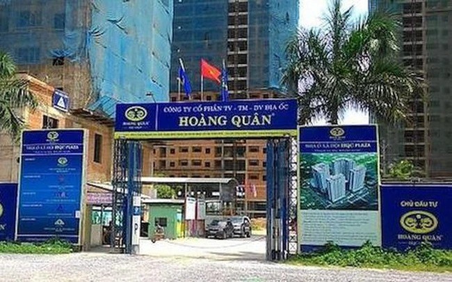 Địa ốc Hoàng Quân chào bán 100 triệu cổ phiếu với giá gấp đôi thị trường
