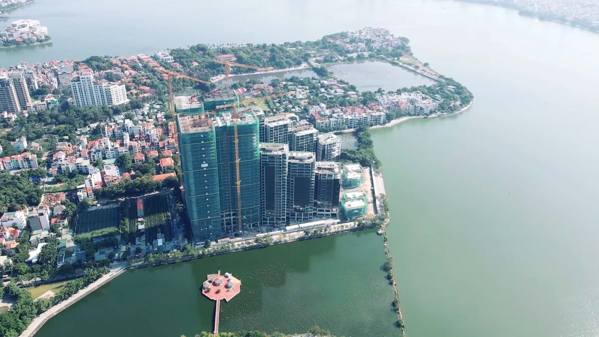 Những lỗ hổng pháp luật nhìn từ vụ việc xây cao ốc và quy hoạch nhà hát, bán đảo Quảng An