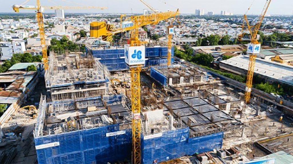 Xây dựng Hoà Bình chào bán 5 triệu cổ phiếu cho đối tác Nhật để huy động vốn, giá cao gấp 1,5 lần giá thị trường