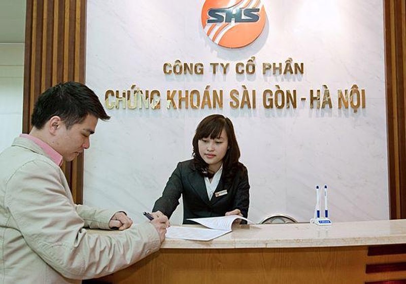 Nỗi lo của hơn 40.000 cổ đông SHS