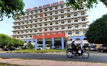 Những gói thầu đáng ngờ trong vụ kit test Việt Á ở Long An