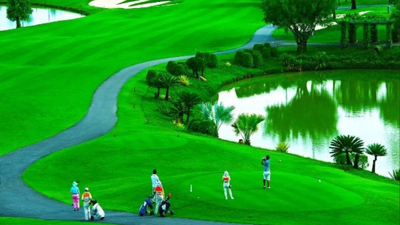 Hàng loạt chủ dự án sân golf "ồ ạt" mua lại trái phiếu trước hạn