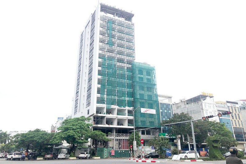 Khách sạn 15 tầng xây không phép ở Hải Phòng