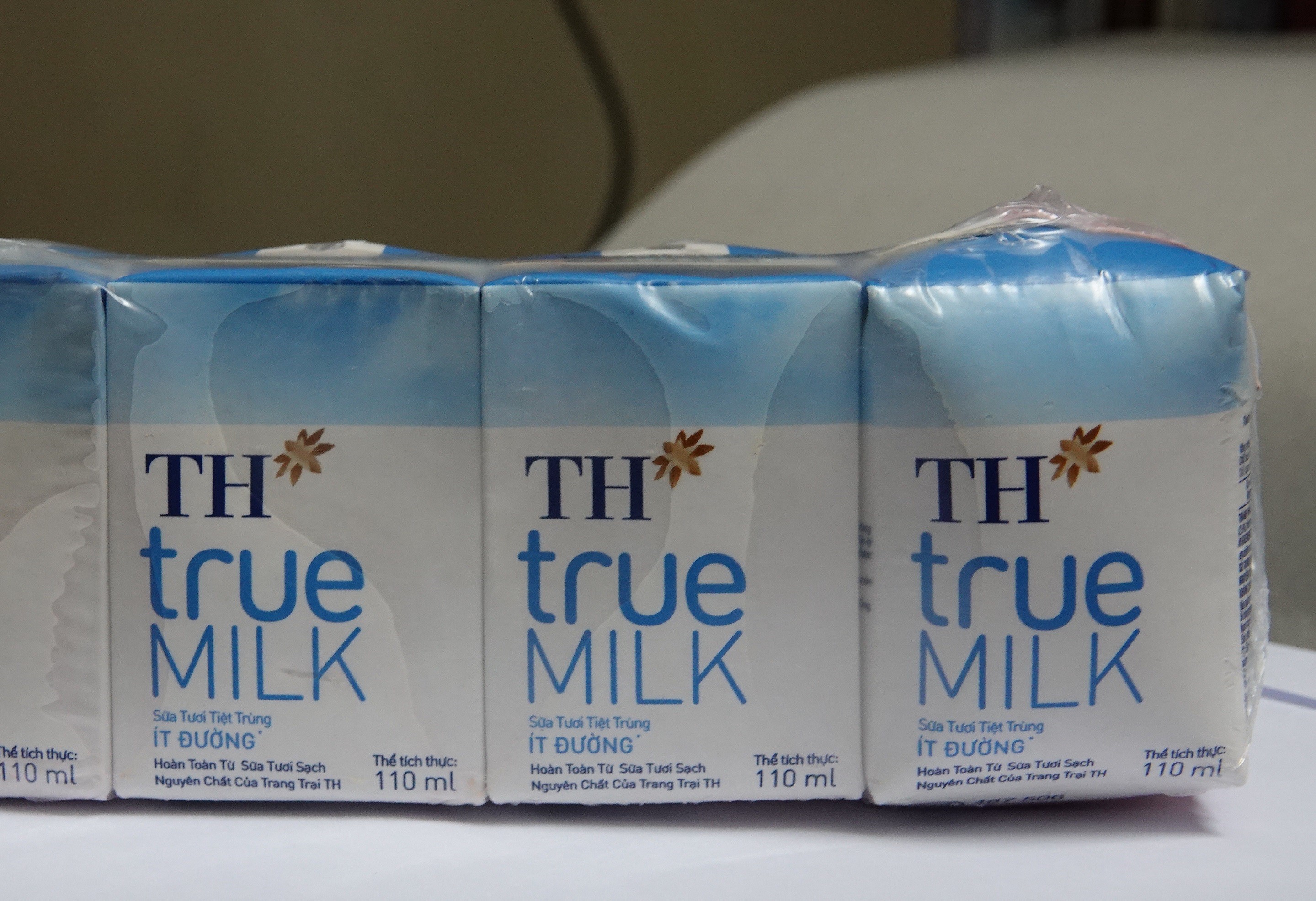 Thông tin về hộp sữa TH true milk căng phồng bất thường