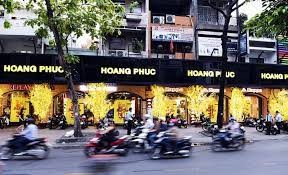 Thời trang hàng hiệu Hoàng Phúc huy động trái phiếu