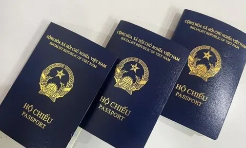 Bộ Công an sẽ tiến hành sửa đổi mẫu hộ chiếu mới, bổ sung mục "nơi sinh"