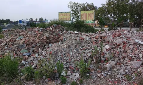 Thanh Hóa: Huyện Hoằng Hóa trước nỗi lo ô nhiễm môi trường do rác thải xây dựng “bủa vây”