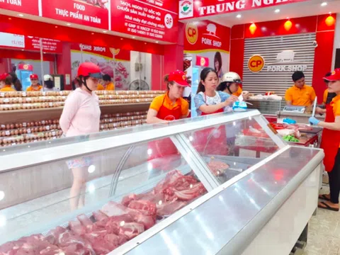 Giá heo hơi hôm nay 11.7.2022: Sắp chạm mốc 70.000 đồng/kg