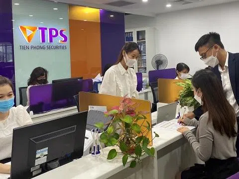 Chứng khoán Tiên Phong (TPS) nhìn từ những lô trái phiếu nghìn tỷ của tập đoàn R&H