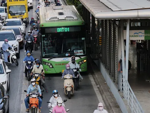 UBND TP Hà Nội: Buýt nhanh BRT giảm ùn tắc giao thông