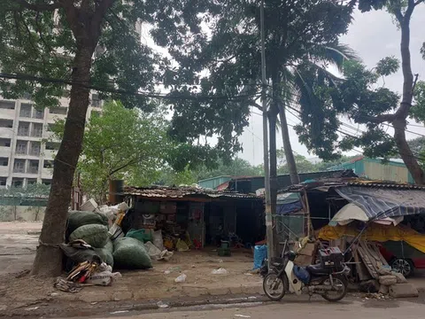 Ký túc xá 'nghìn tỷ' bỏ hoang nhếch nhác, thành quán ăn, gara ôtô