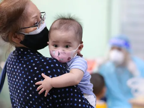 Chưa dậy thì, trẻ tiêm vaccine Covid-19 có thể bị vô sinh?