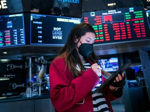 Chứng khoán Mỹ đảo chiều cuối phiên, Dow Jones mất hơn 200 điểm