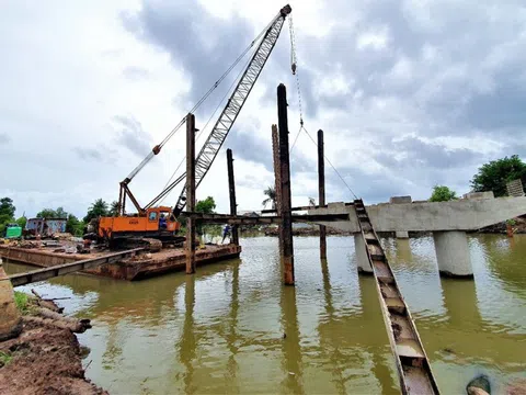 Cà Mau: Đẩy nhanh tiến độ, kiên quyết xử lý vi phạm trong quản lý đầu tư công