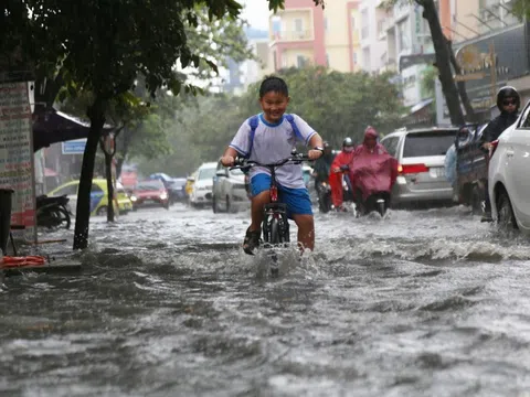 Chủ động phòng tránh siêu bão Noru, nhiều tỉnh thành cho học sinh nghỉ học