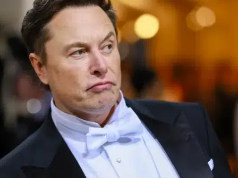 Tỉ phú Elon Musk giải thích việc “quay xe” với Ukraine