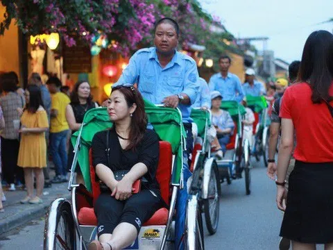 Trung Quốc không mở tour Việt Nam: Doanh nghiệp lữ hành như 'ngồi trên đống lửa'