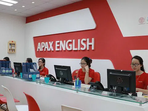 Lợi nhuận Apax English giảm một nửa