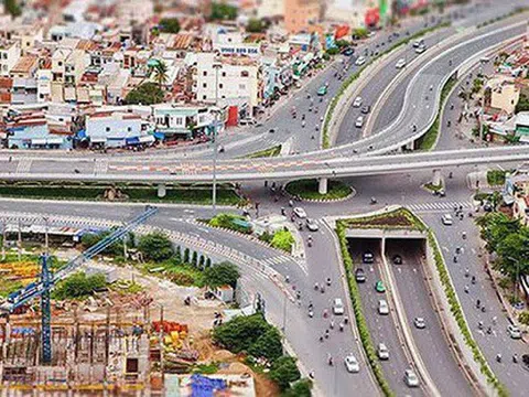 Nợ nần chồng chất, CII chứng khoán hóa dòng tiền dự án BOT