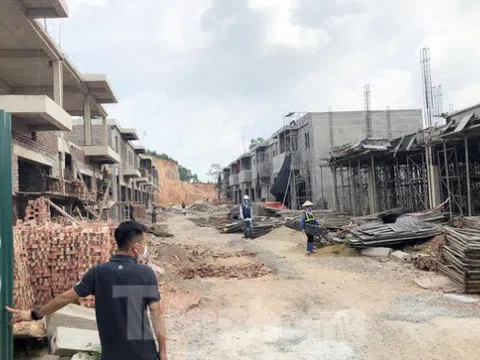 Hàng chục căn nhà phố và shophouse không phép 'mọc' trong dự án, Thanh tra Chính phủ chỉ loạt sai phạm