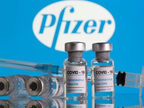 Pfizer công bố hiệu quả của mũi tiêm thứ ba