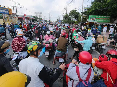 TP.HCM hoàn thành phương án cho phép người dân đi lại 4 tỉnh liền kề