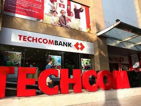 Techcombank lợi nhuận sau thuế giảm, nợ xấu tăng 140% trong quý 3