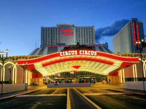 Nữ y tá xinh đẹp và vụ cướp táo bạo nhất trong lịch sử Las Vegas