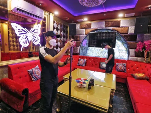 TP.HCM dừng hoạt động karaoke, vũ trường, massage sau 1 ngày cho phép hoạt động